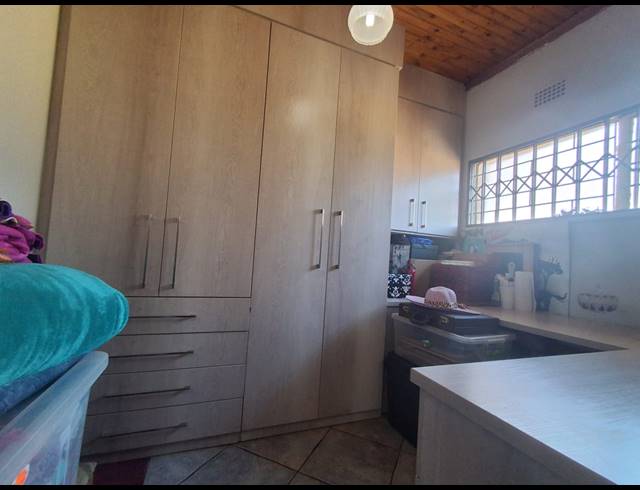 8 BEDROOM HOUSE FOR SALE IN MEYERTON CENTRAL